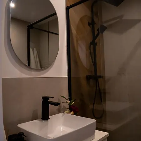 Apartament Rozowy Jelen Gliwice Exterior foto